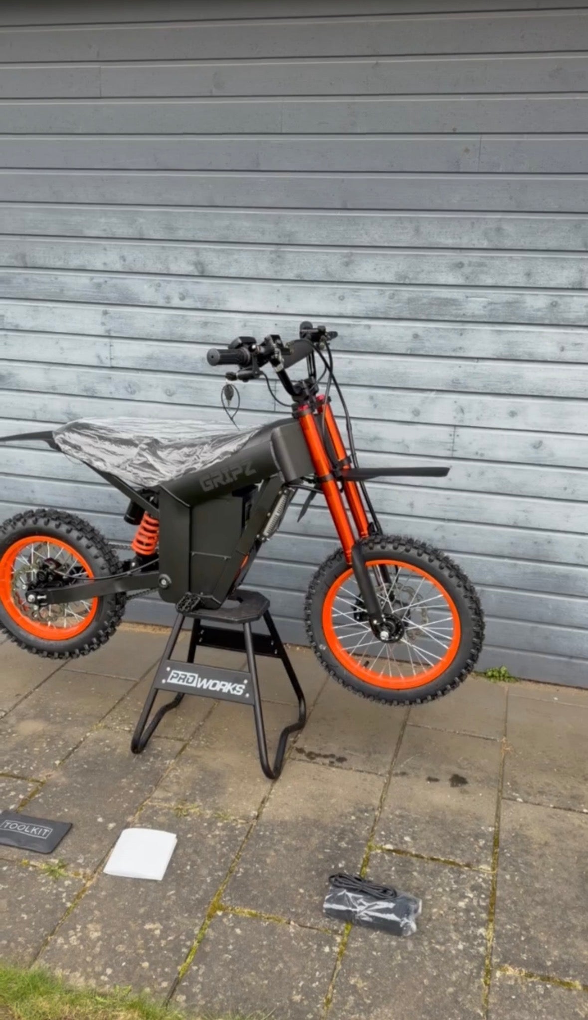 Gripz Bike Orange/Black